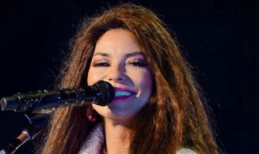 Shania Twain Biograf A Edad Altura Figura Valor Neto Escuela