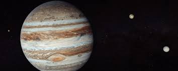 Usted preguntó: ¿Cuál de estos satélites naturales orbita alrededor del planeta Júpiter?
