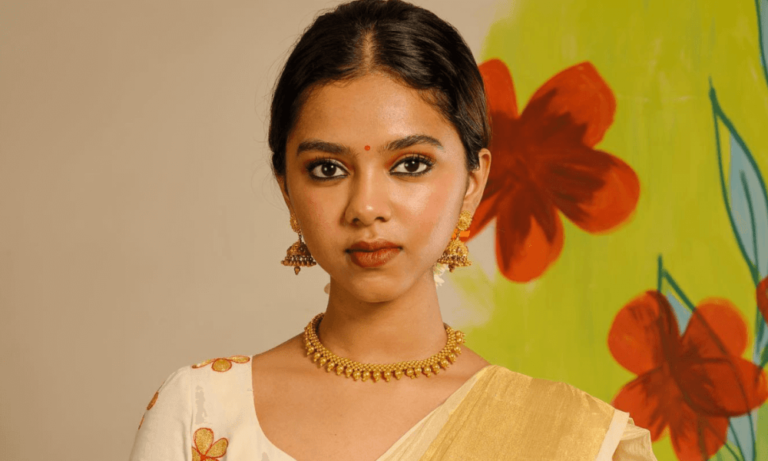 Prarthana Indrajith Wiki Biografía Años Familia Canciones Películas Imágenes Escuela 4209