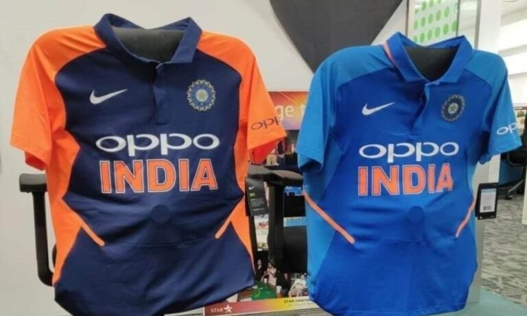 Los jugadores indios visten una camiseta naranja contra Inglaterra el 30 de junio |  Copa del Mundo 2019