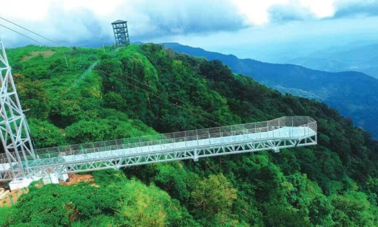 Puente de cristal de Vagamon: ubicación, fotos, precio de entrada, longitud