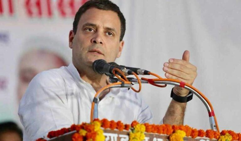 Rahul Gandhi lanza la campaña nacional “Salvar la Constitución”.