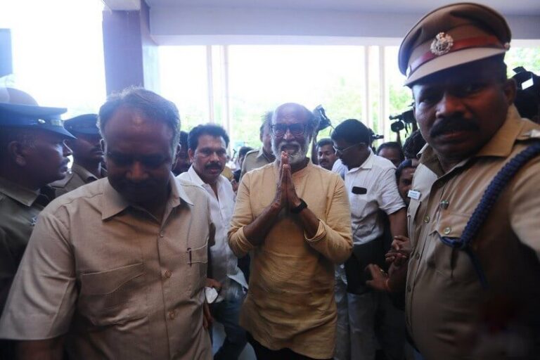 Rajinikanth se reúne con los heridos en Tuticorin |  Compensación de 2 lakhs para familias