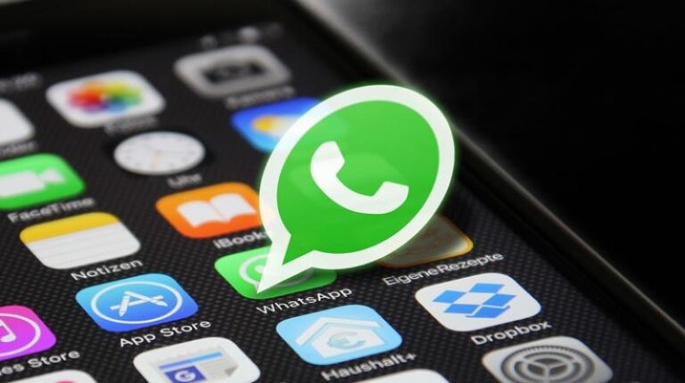 WhatsApp pone límite al reenvío de mensajes en India