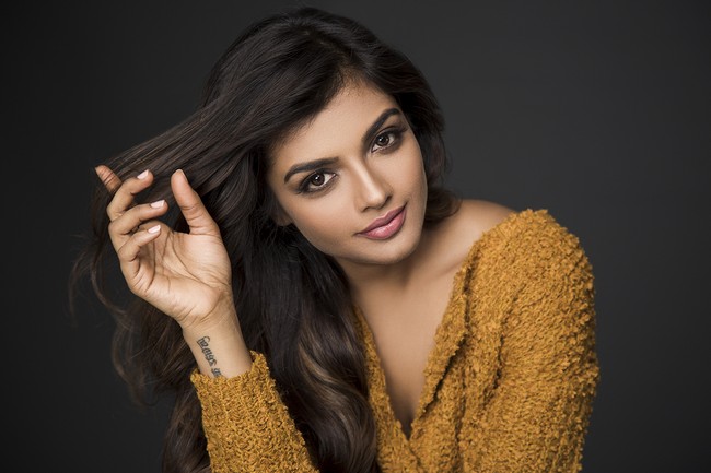 Ashna Zaveri Wiki, biografía, edad, peso, esposo, películas, imágenes y más