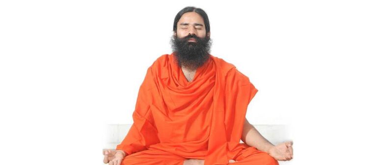 Baba Ramdev Wiki, Biografía, Años, Yoga Guru, Valor neto, Videos, Imágenes