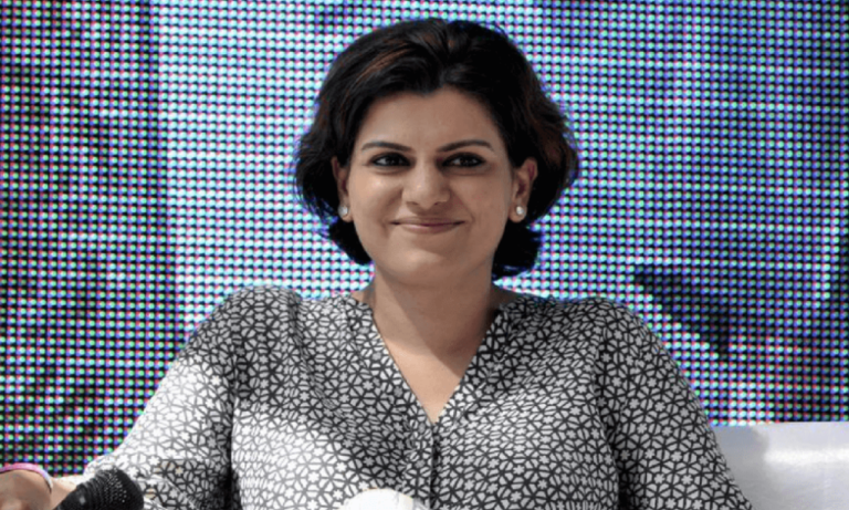 Nidhi Razdan Wiki, Biografía, Edad, NDTV, Imágenes