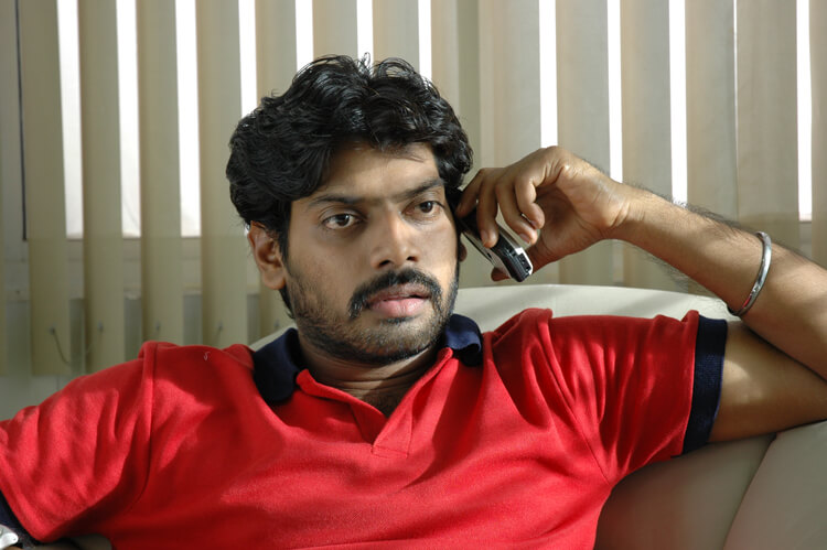 Nithin Sathya Wiki, Biografía, Años, Esposa, Películas, Imágenes