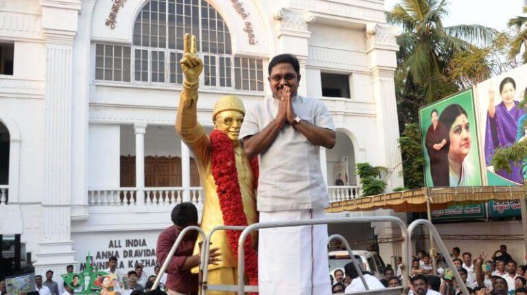 TTV Dhinakaran Wiki, Biografía, Partido Político, AIADMK, Casta, Familia