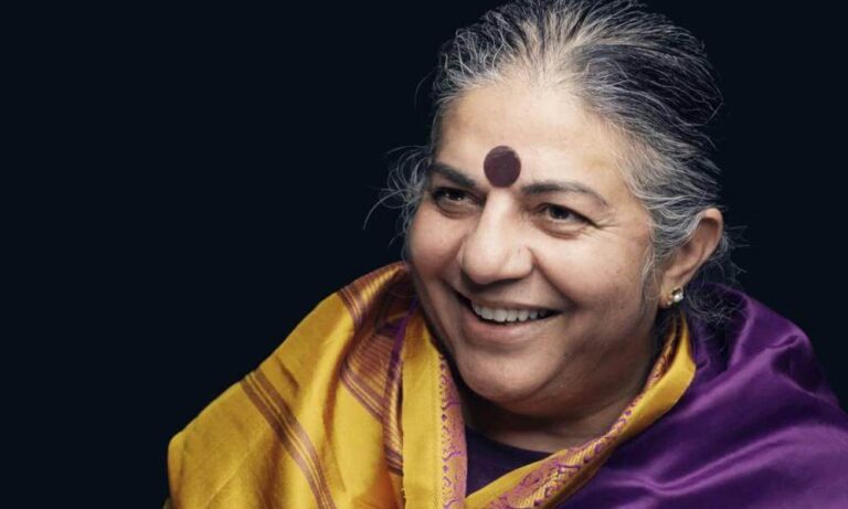 Vandana Shiva Wiki, biografía, años, vídeos, imágenes