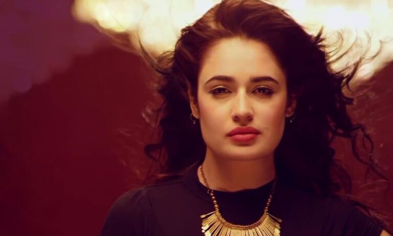 Yuvika Chaudhary Wiki